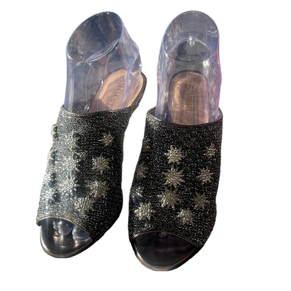 Stuart Weitzman silver slip on heels, starz, RARE style, size 6 whimsical - Picture 3 of 12